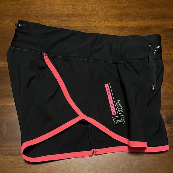 NWOT Womens Under Armour running shorts. Never been worn - Picture 3 of 5